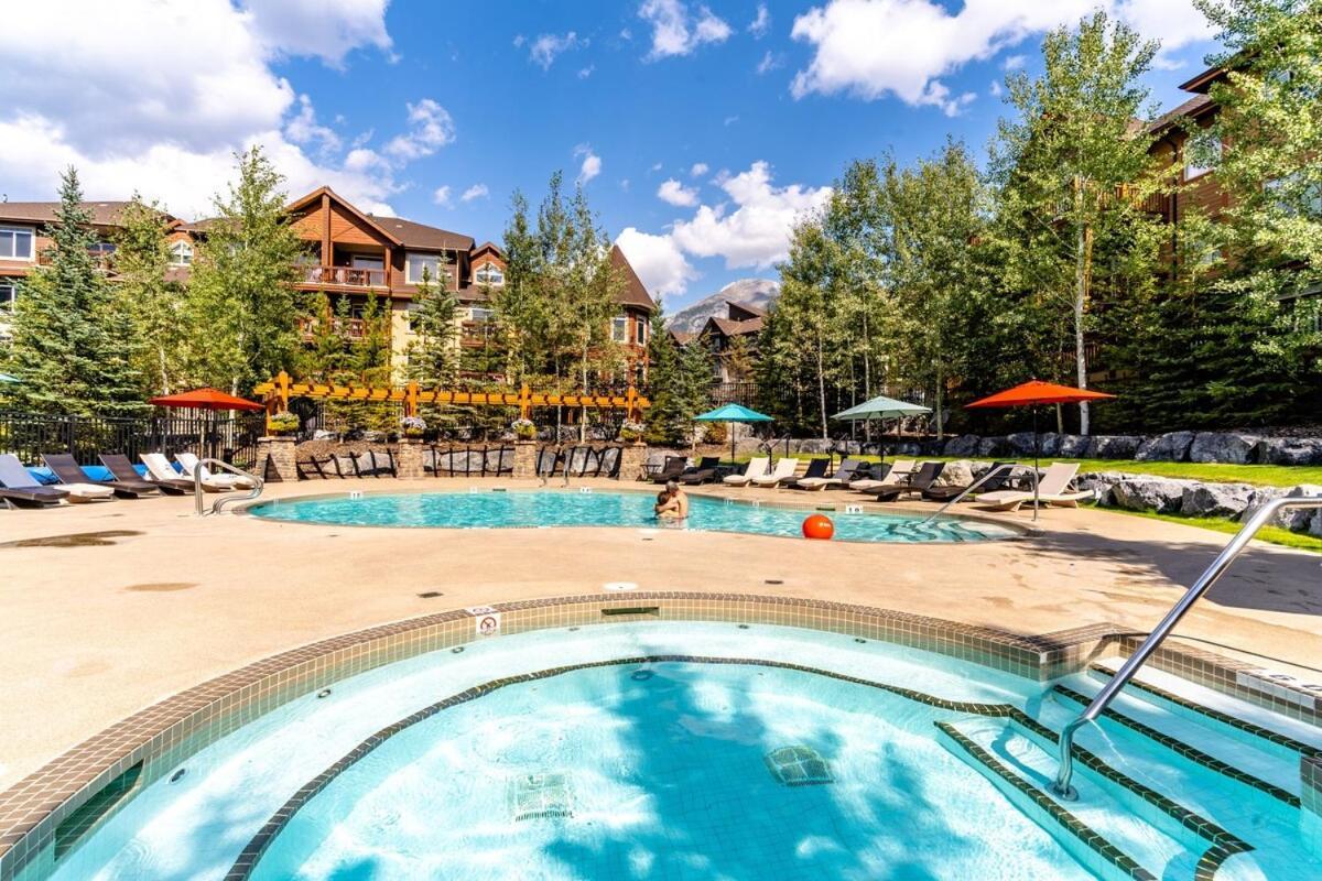 The Raven Suite At Stoneridge Mountain Resort Canmore Exteriör bild