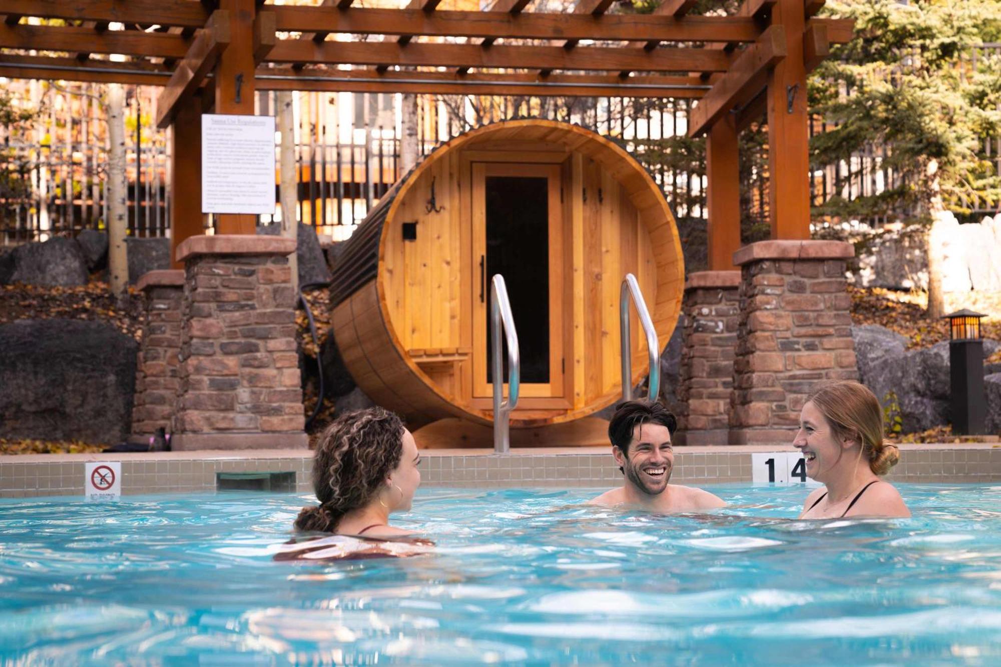 The Raven Suite At Stoneridge Mountain Resort Canmore Exteriör bild